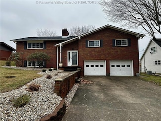 710 Flinn Ave, Ravenswood, WV 26164