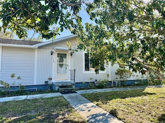 209 Ann Ave, Dundee, FL 33838
