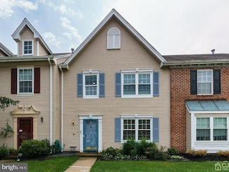 364 Hadleigh Ln, North Brunswick, NJ 08902