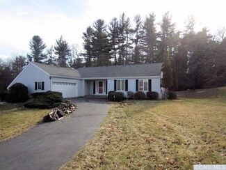 32 Viewmont Rd, Copake, NY 12516