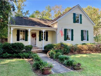 815 W 10th Ave, Covington, LA 70433