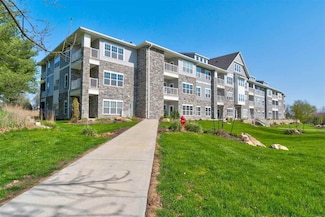 260 N Scott Blvd #206, Iowa City, IA 52245