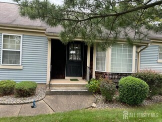 2 Aaron Burr Ct Unit A, Monroe Township, NJ 08831