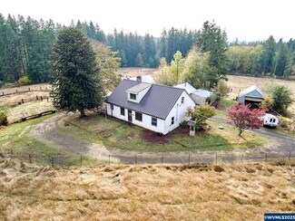 785 Loar Rd SE, Silverton, OR 97381
