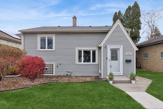 2935 Vernon Ave, Brookfield, IL 60513