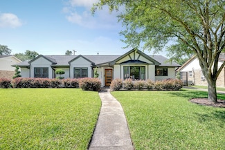 5623 Spellman Rd, Houston, TX 77096