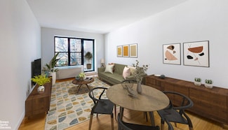 317 E 111th St Unit 3C, New York, NY 10029