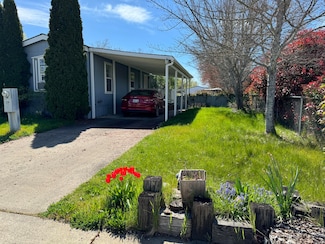 6850 Downing Rd Unit 57, Central Point, OR 97502