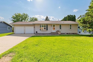 30 Brand Ave, Faribault, MN 55021