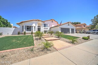 5616 W Saguaro Dr, Glendale, AZ 85304