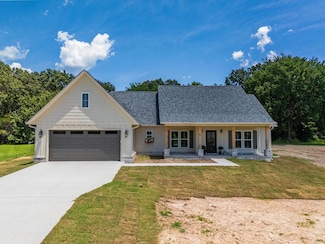65 Charleston Place, Mountain Home, AR 72653
