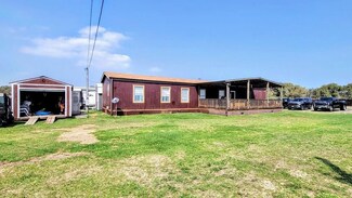 1801 Myrtle St, Rockport, TX 78382