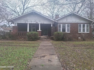 1044 Campbell St, Jackson, TN 38301
