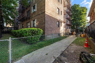 1478 E 28th St Unit 4N, Brooklyn, NY 11210