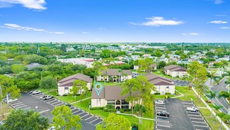 441 Pine Glen Ln Unit A-1, Greenacres, FL 33463