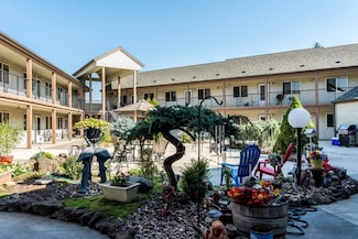 787 NW Canal Blvd, Redmond, OR 97756