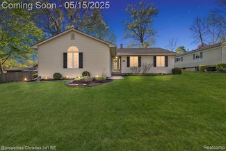 2015 Hazel Ave, Wixom, MI 48393