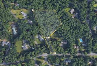 224 Arch Rd, Avon, CT 06001