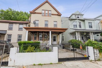 678 E 25th St, Paterson, NJ 07504