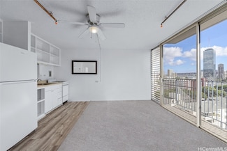1650 Kanunu St Unit 1301, Honolulu, HI 96814