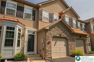 4 Hillside Ct N, Easton, PA 18045