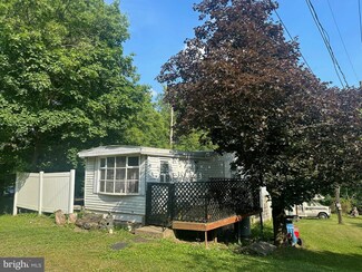 208 Owl Creek Rd, Tamaqua, PA 18252