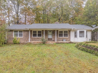 4053 W Parliament Dr, Cohutta, GA 30710