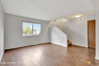 329 Gaylene Cir, Anchorage, AK 99504