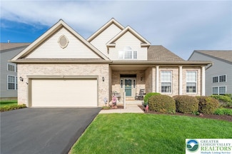 2927 Lifford Ln, MacUngie, PA 18062