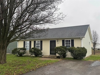524 Constellation Dr, Bowling Green, KY 42101