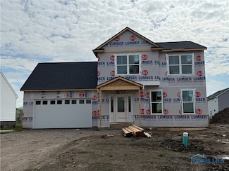 717 W Ironwood Dr, Rossford, OH 43460