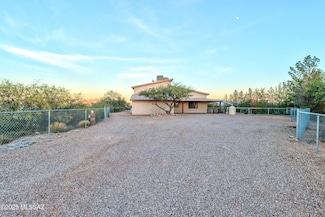 1063 S Big Bear Rd, Benson, AZ 85602