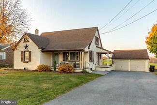 211 E Lexington Rd, Lititz, PA 17543