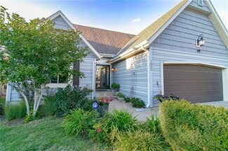 1005 NE Queens Cir, Lees Summit, MO 64064