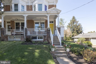 24 W College Ave, Yardley, PA 19067