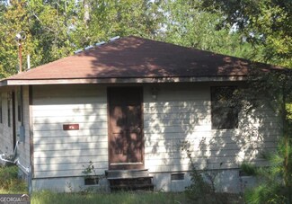 456 Horseshoe Cir, Macon, GA 31217