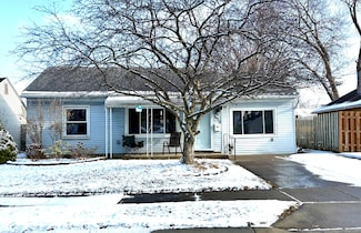 26512 Kathy St, Roseville, MI 48066