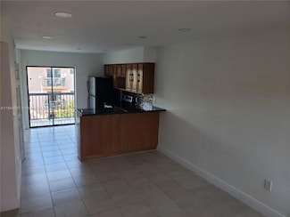 5300 W 21st Ct Unit 409, Hialeah, FL 33016