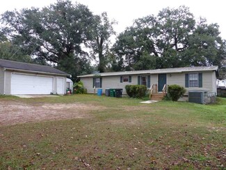 1261 Poplar Dr, Tallahassee, FL 32304