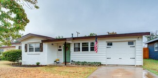 5323 32nd St, Lubbock, TX 79407