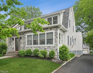 34 Rawley Place, Millburn, NJ 07041