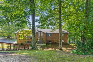 3 Beechwood Cir, Johnson City, TN 37604