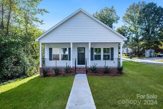 407 8th St, Spencer, NC 28159