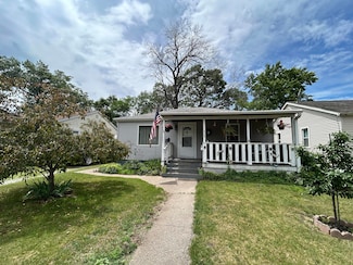 2746 Henry St, Lake Station, IN 46405