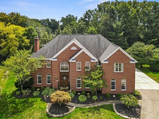 7077 Bluffpoint Ct, Columbus, OH 43235
