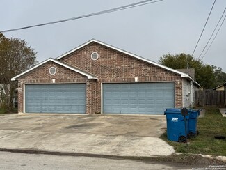 609 Market St, Pleasanton, TX 78064