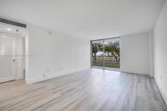 150 SE 25th Rd Unit 2H, Miami, FL 33129