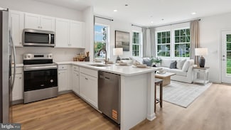 286 Derby Dr, Coatesville, PA 19320