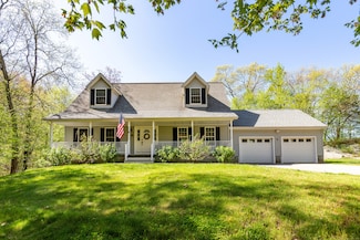 127 Massapeag Rd, Uncasville, CT 06382