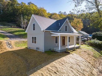 347 E 1st St, Weston, WV 26452